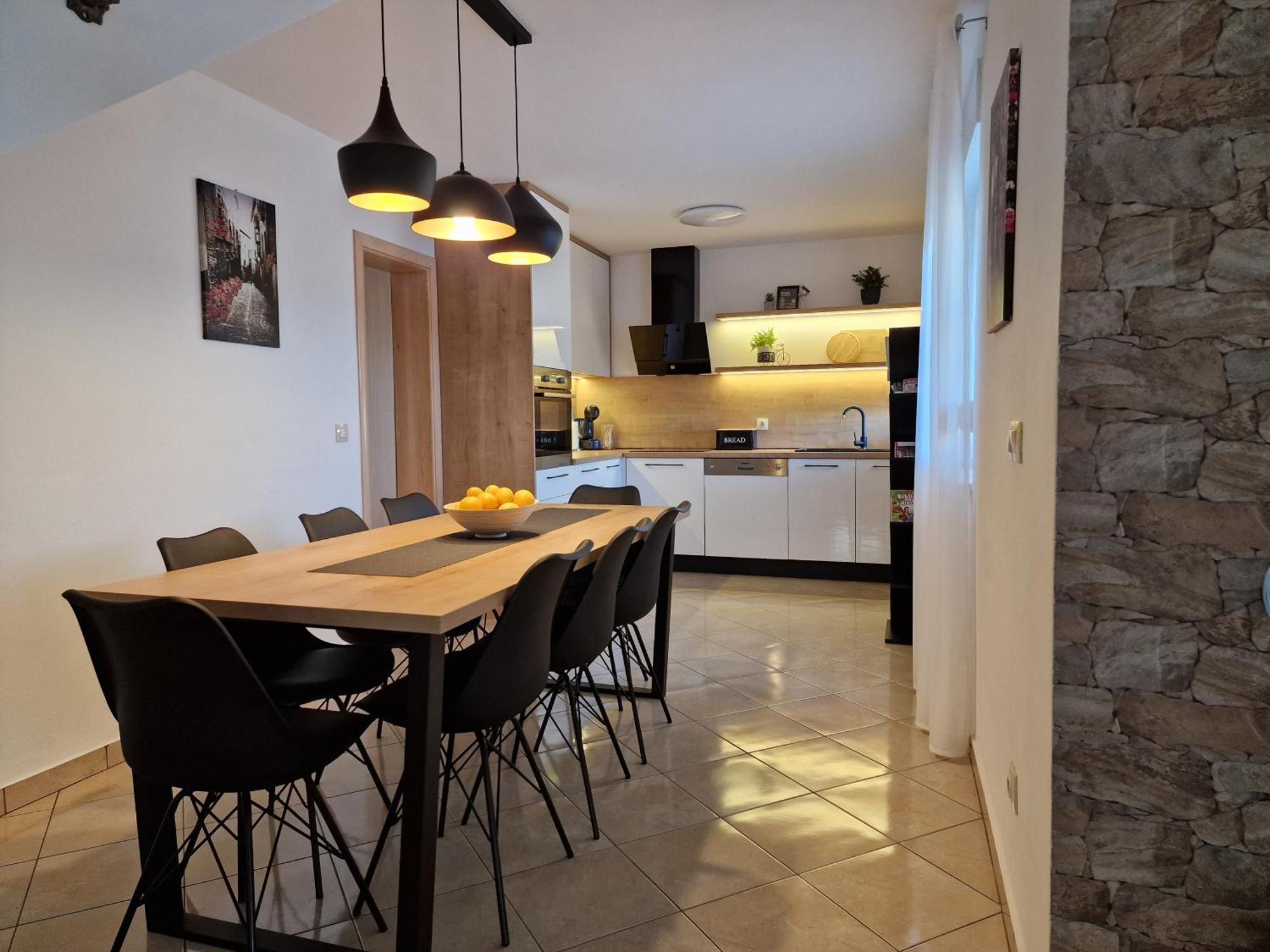 Beautiful Holiday Home "Villa Luka" Kastel Stafilic Bagian luar foto